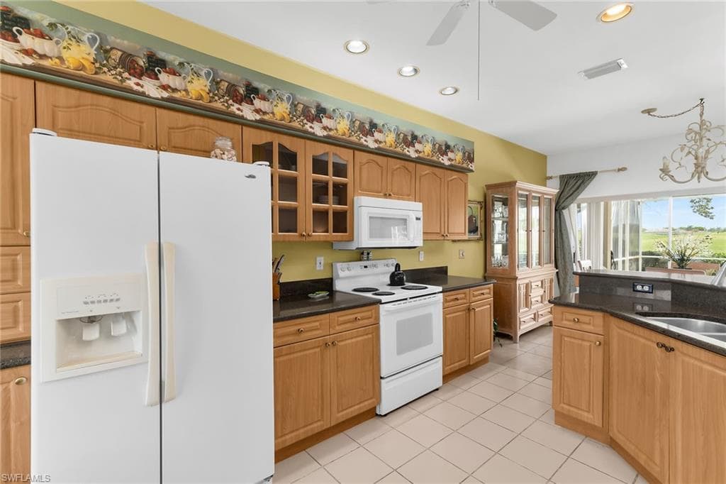 7120 Falcons Glen Blvd, Naples, FL 34113-13