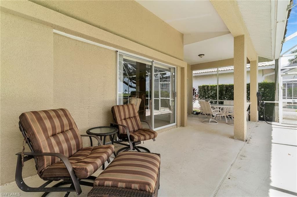 7120 Falcons Glen Blvd, Naples, FL 34113-22