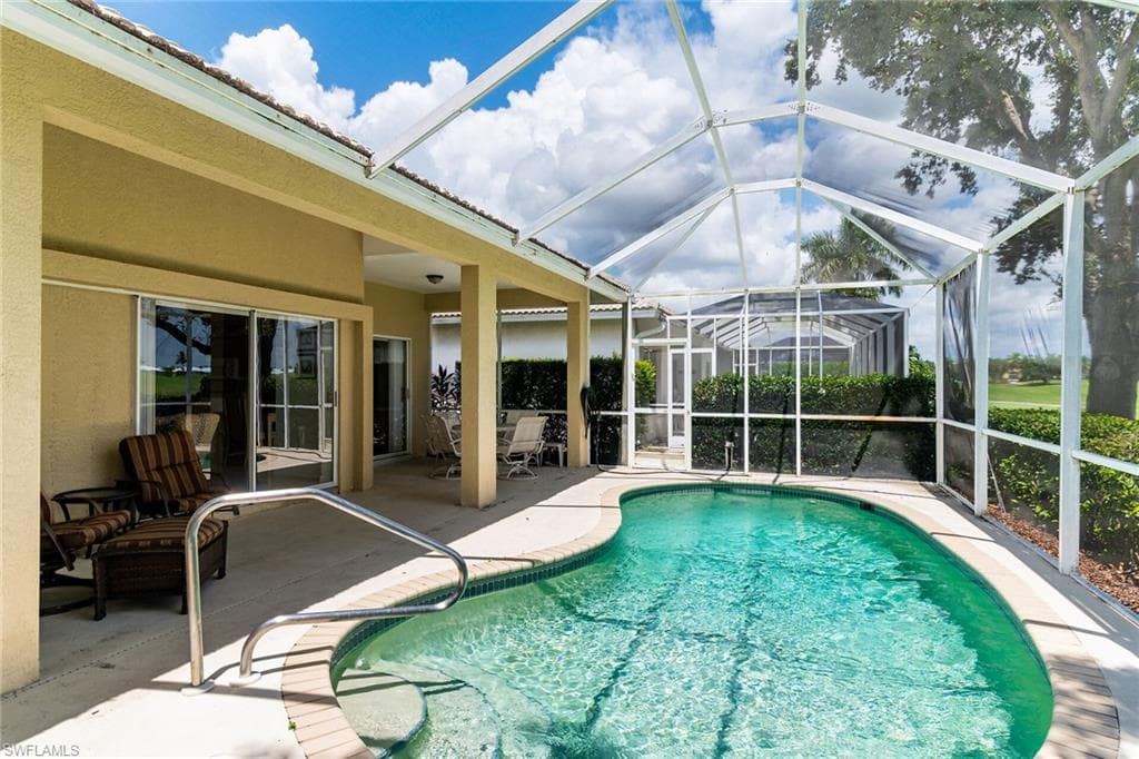 7120 Falcons Glen Blvd, Naples, FL 34113-25