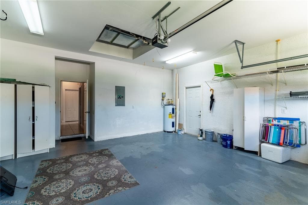 7120 Falcons Glen Blvd, Naples, FL 34113-26