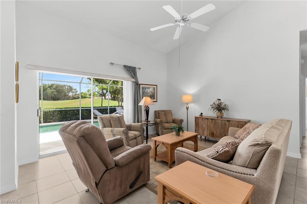 7120 Falcons Glen Blvd, Naples, FL 34113-3