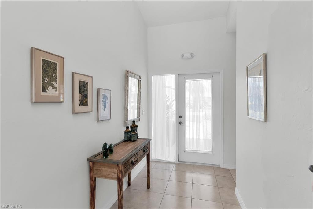 7120 Falcons Glen Blvd, Naples, FL 34113-4