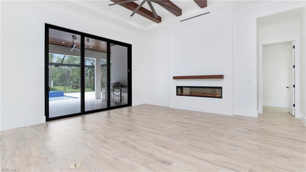 652 15th St SW, Naples, FL 34117-8