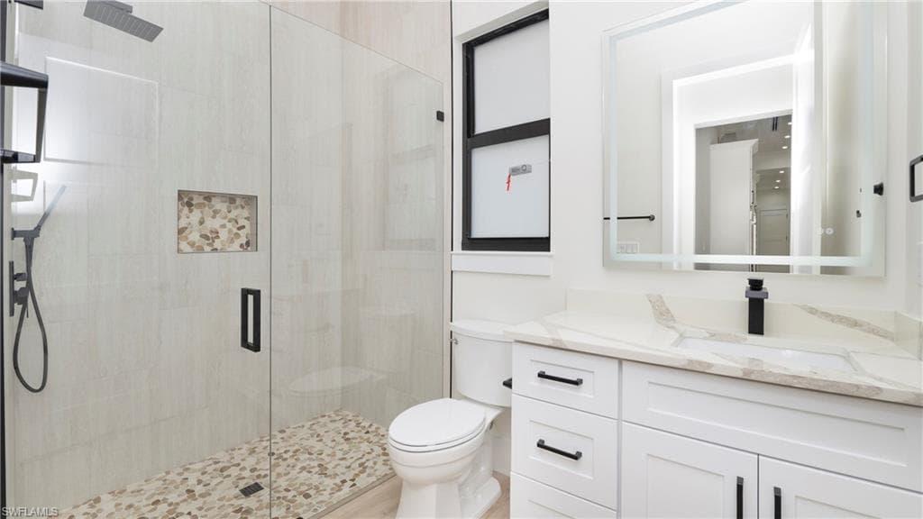 652 15th St SW, Naples, FL 34117-15