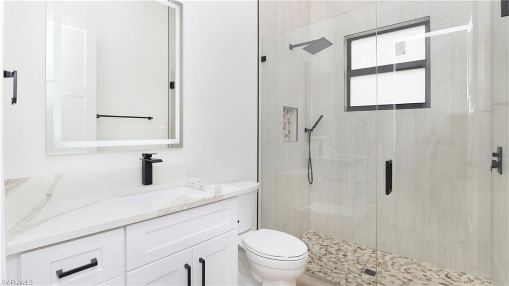 652 15th St SW, Naples, FL 34117-19