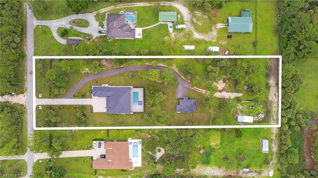 652 15th St SW, Naples, FL 34117-46