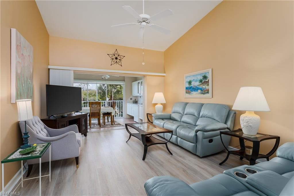 6750 Beach Resort Dr 8, Naples, FL 34114-25