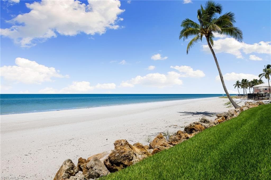 2355 Gulf Shore Blvd N 903, Naples, FL 34103-44