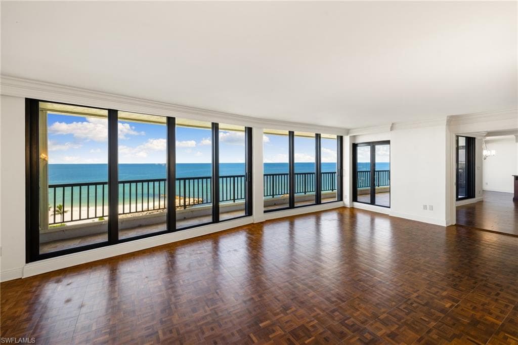2355 Gulf Shore Blvd N 903, Naples, FL 34103-8