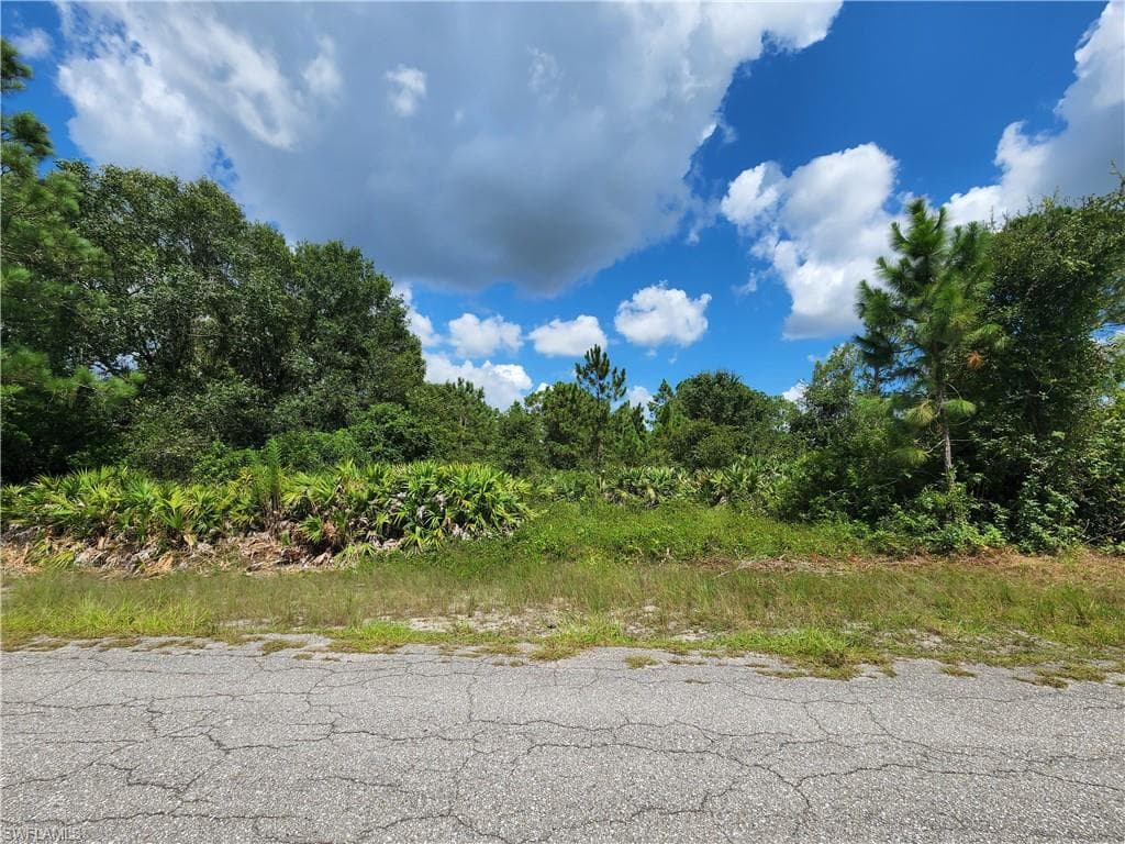 1402 State Ave, Lehigh Acres, FL 33972-3