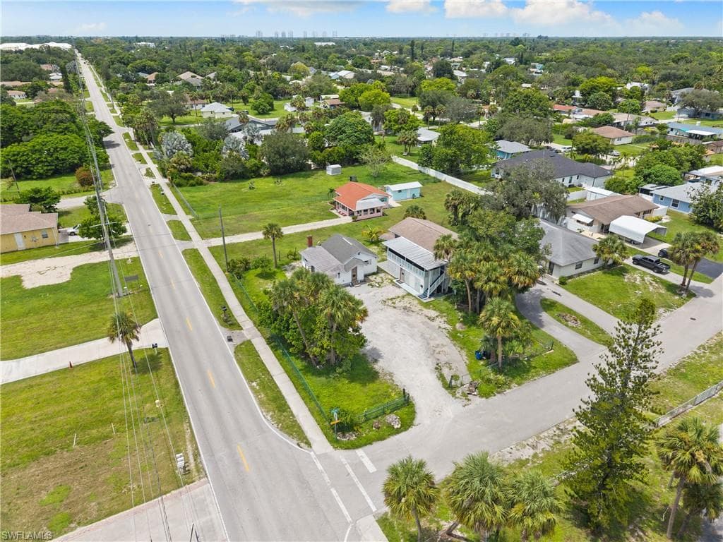 11381/1383 Dean St, Bonita Springs, FL 34135-36
