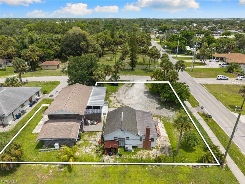 11381/1383 Dean St, Bonita Springs, FL 34135-39