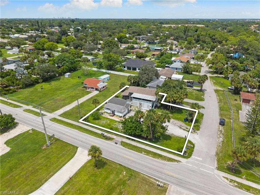 11381/1383 Dean St, Bonita Springs, FL 34135-4