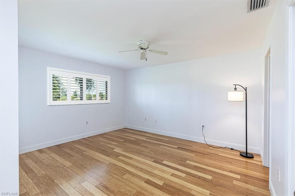 5709 Gage Ln F-301, Naples, FL 34113-10