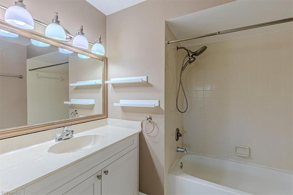 5709 Gage Ln F-301, Naples, FL 34113-12