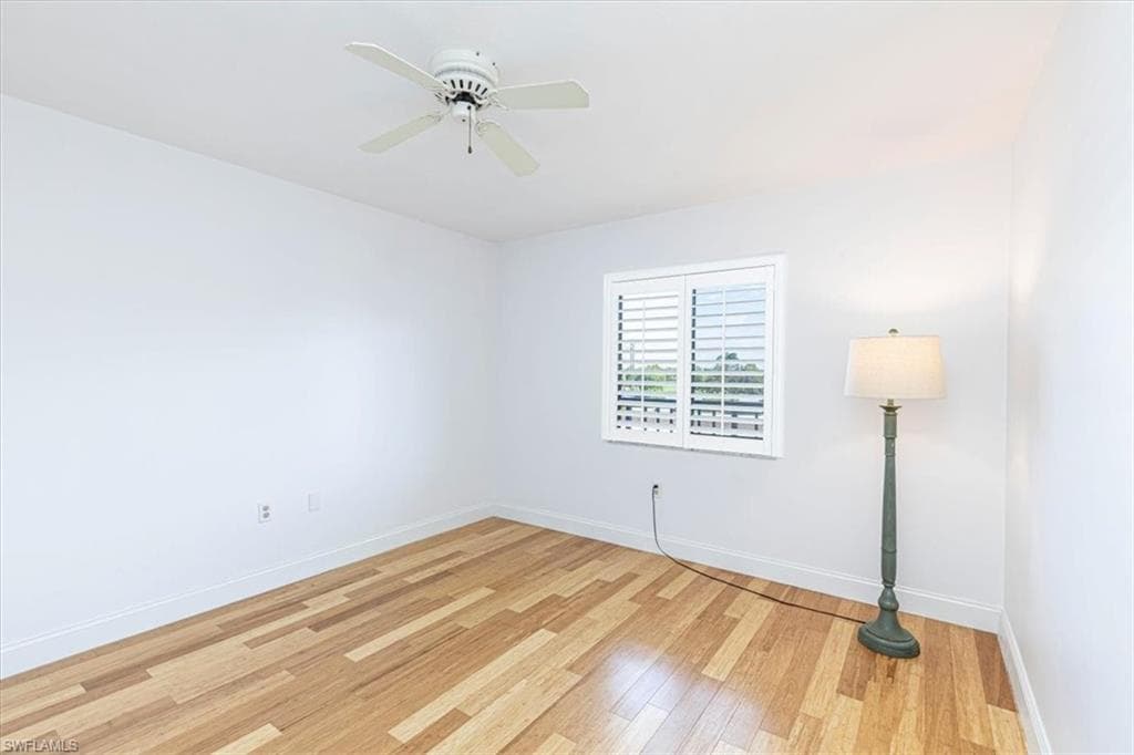 5709 Gage Ln F-301, Naples, FL 34113-16