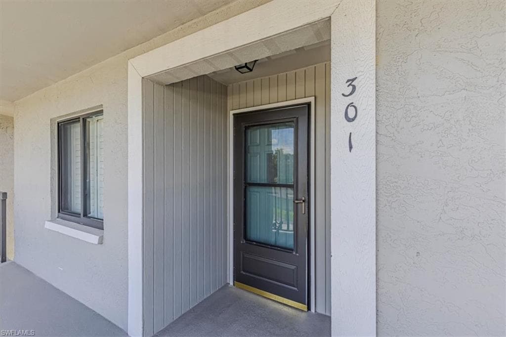 5709 Gage Ln F-301, Naples, FL 34113-23
