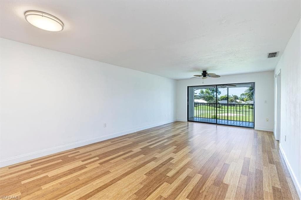 5709 Gage Ln F-301, Naples, FL 34113-6