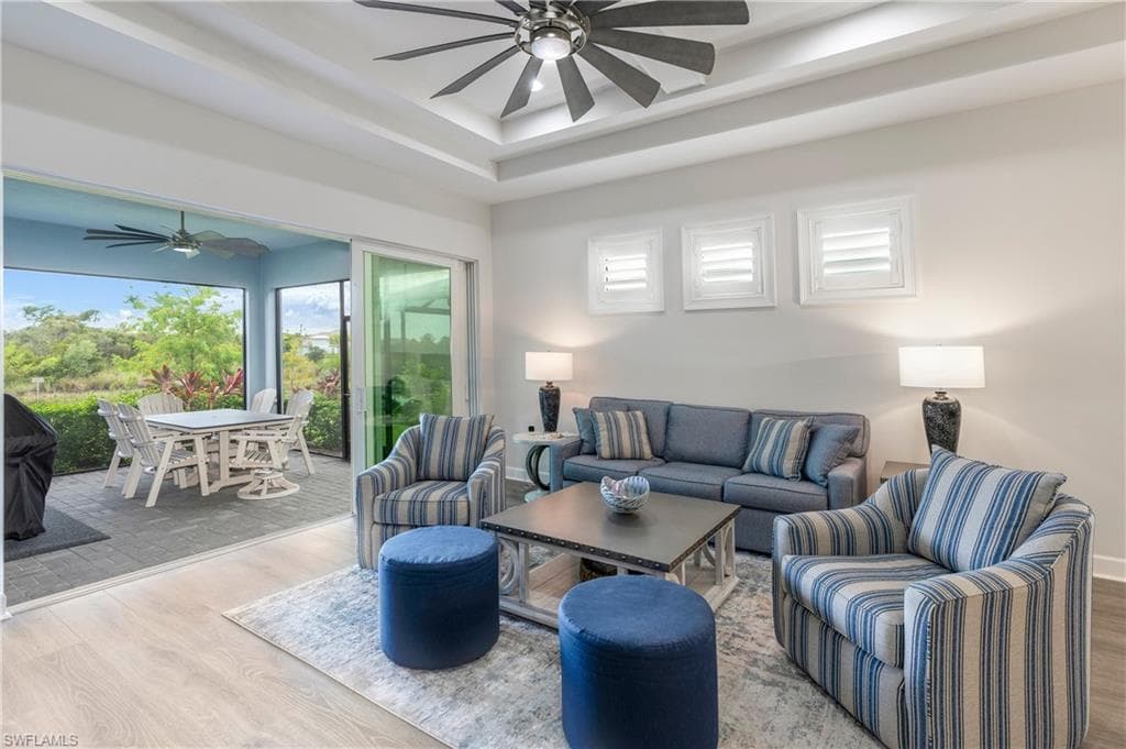 6847 Saona Ct, Naples, FL 34113-9