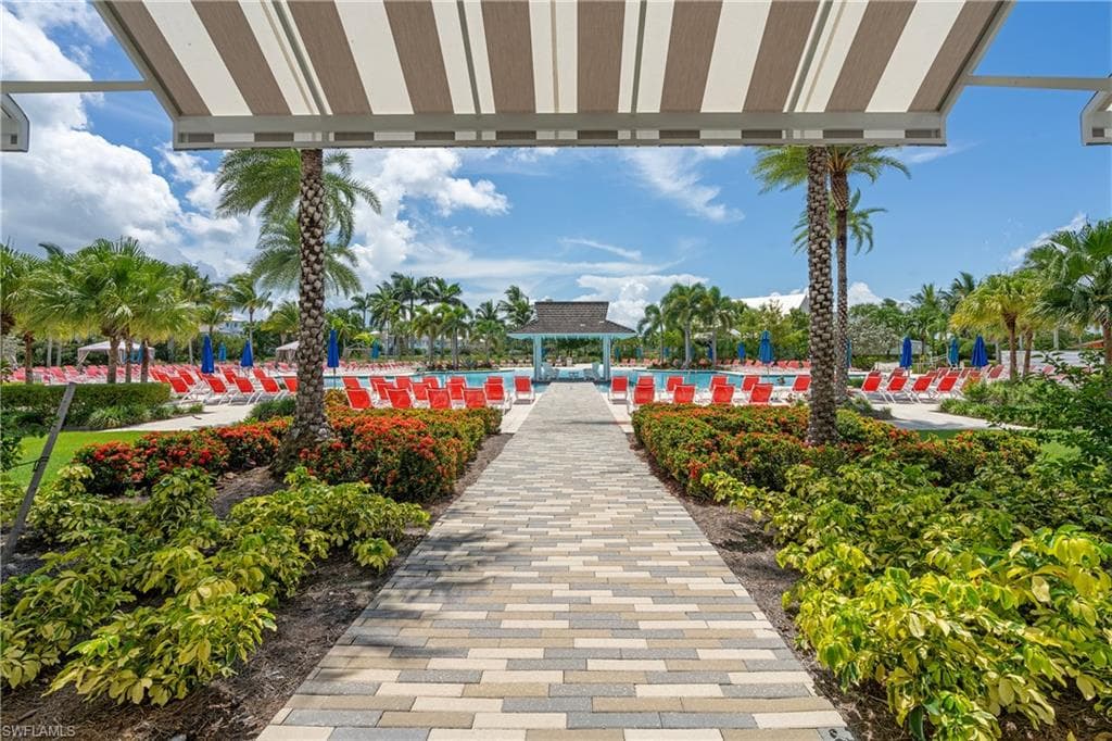 6847 Saona Ct, Naples, FL 34113-33