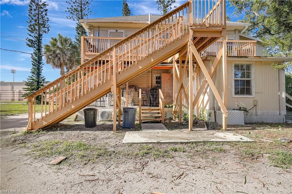 2135 Hoople St, Fort Myers, FL 33901-10