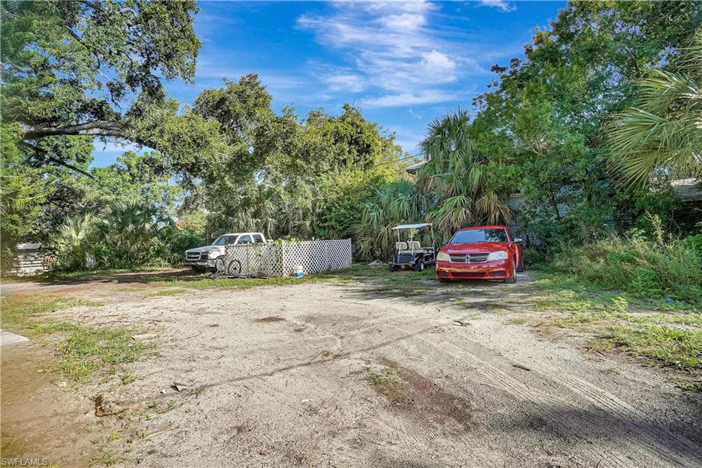 2135 Hoople St, Fort Myers, FL 33901-14