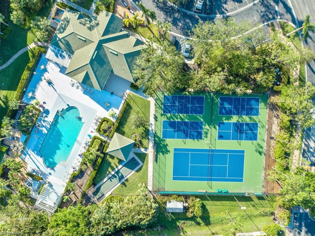 23252 Grassy Pine Dr, Estero, FL 33928-33