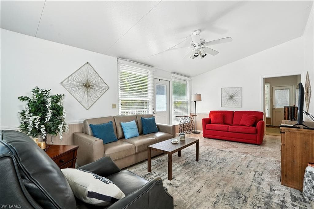 4052 Crystal Lake Dr, Naples, FL 34120-4