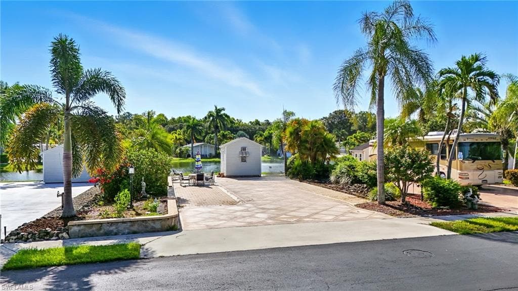 3113 Weathervane Pt, Naples, FL 34120-6