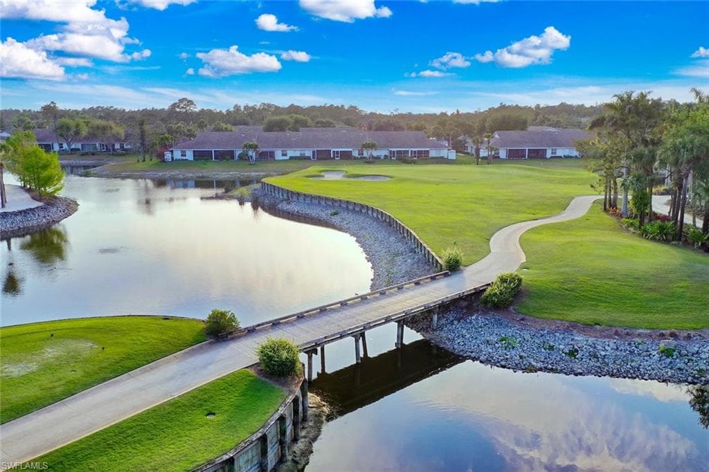 973 Hingham Way 202, Naples, FL 34104-27