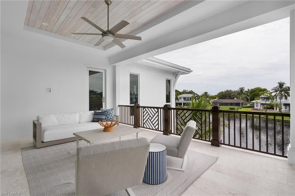 4776 Crayton Ct, Naples, FL 34103-40