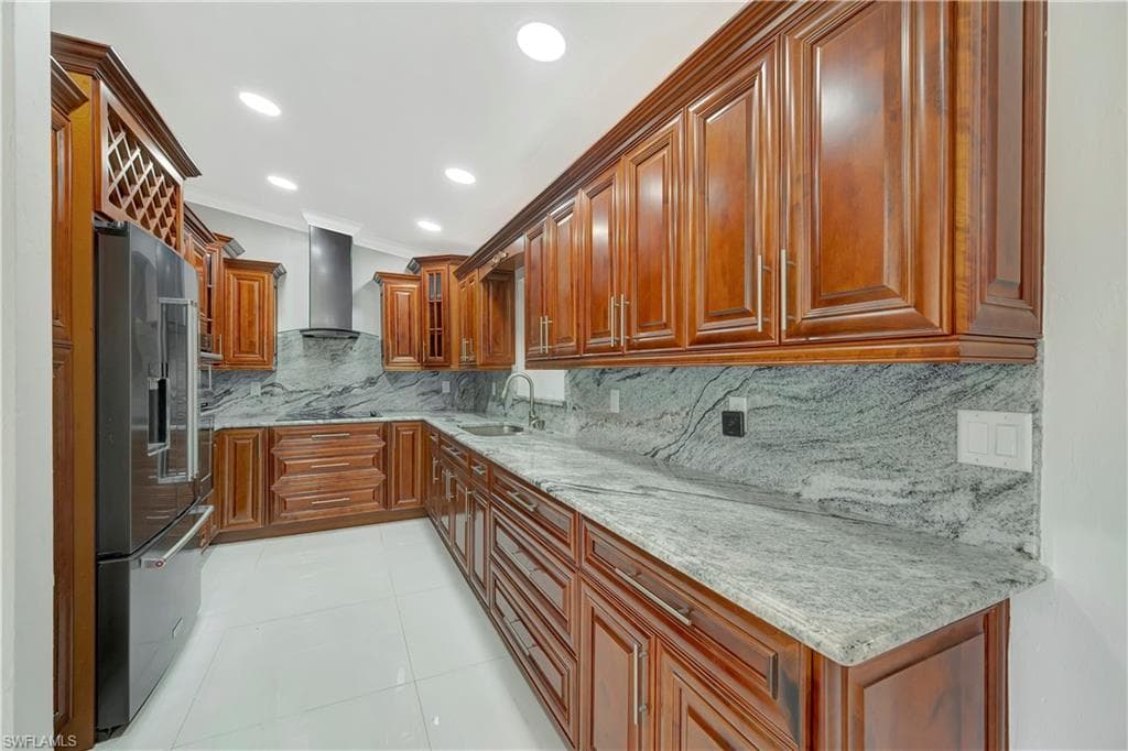 3064 54th Ter SW, Naples, FL 34116-4