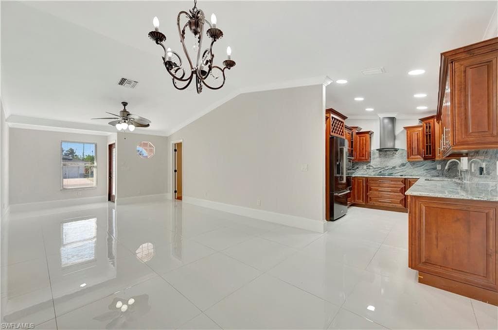 3064 54th Ter SW, Naples, FL 34116-5