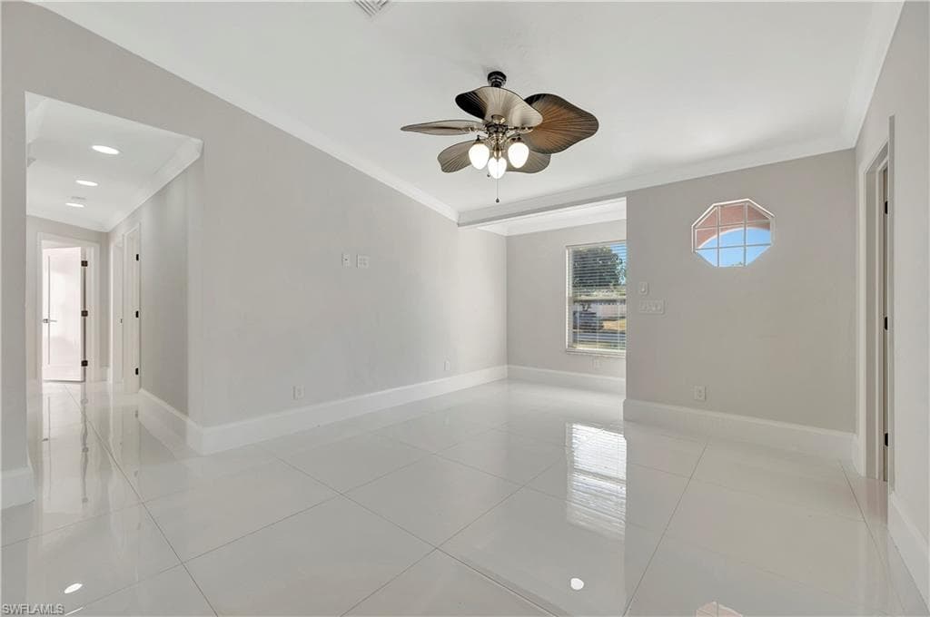 3064 54th Ter SW, Naples, FL 34116-8
