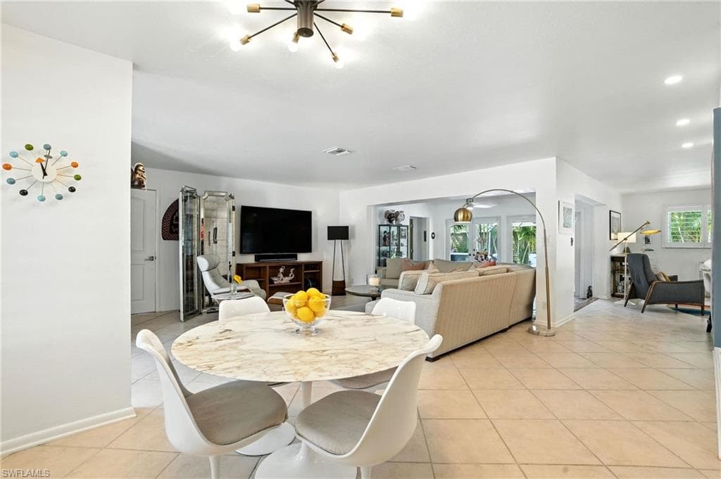 1131 Milano Dr, Naples, FL 34103-9