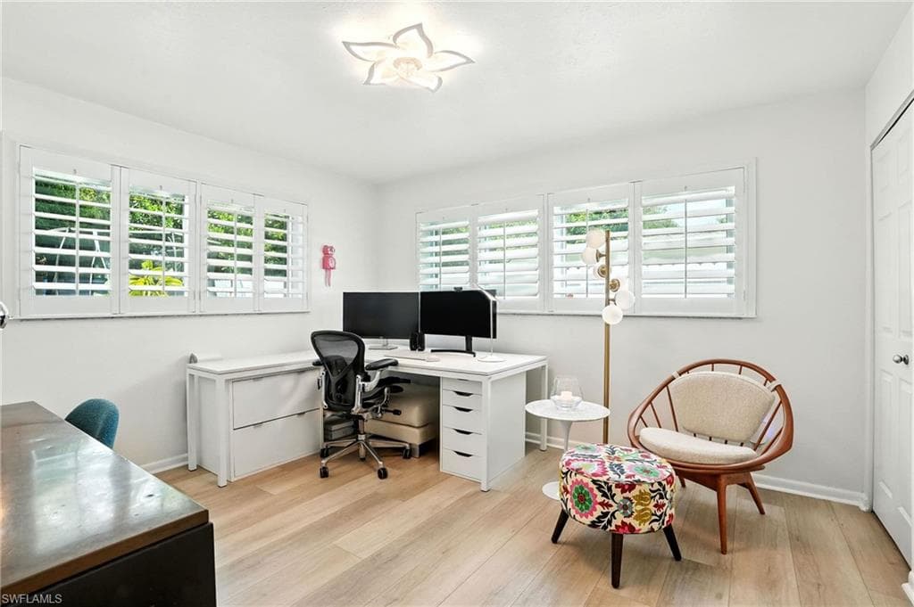 1131 Milano Dr, Naples, FL 34103-17