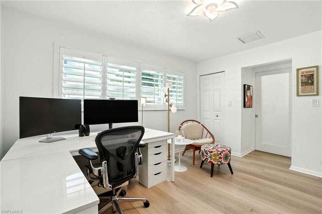 1131 Milano Dr, Naples, FL 34103-18