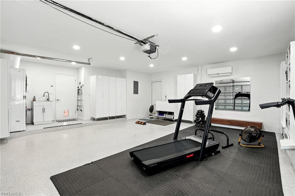 1131 Milano Dr, Naples, FL 34103-27