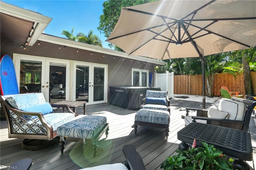 1131 Milano Dr, Naples, FL 34103-35