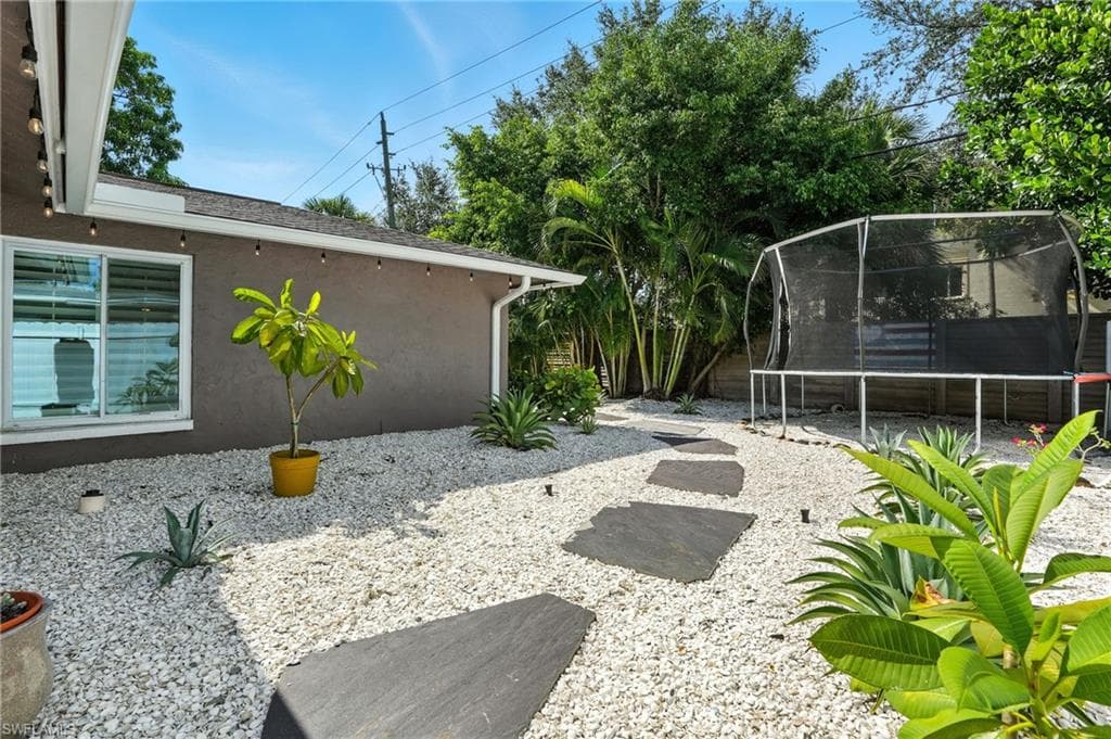 1131 Milano Dr, Naples, FL 34103-36