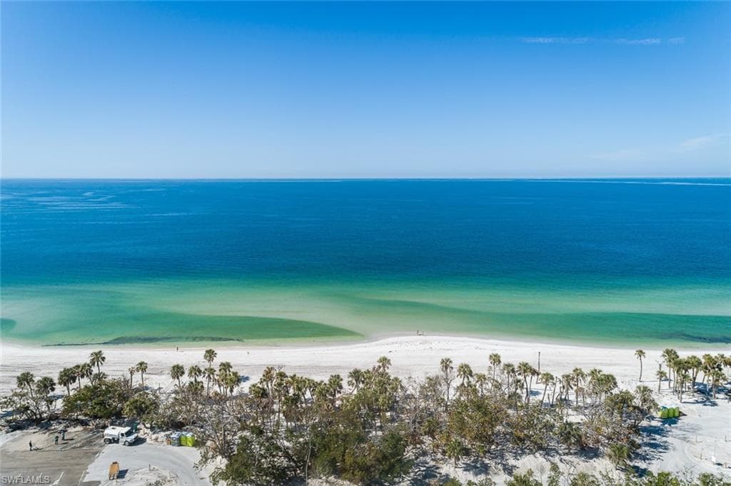 11 Bluebill Ave 1001, Naples, FL 34108-34