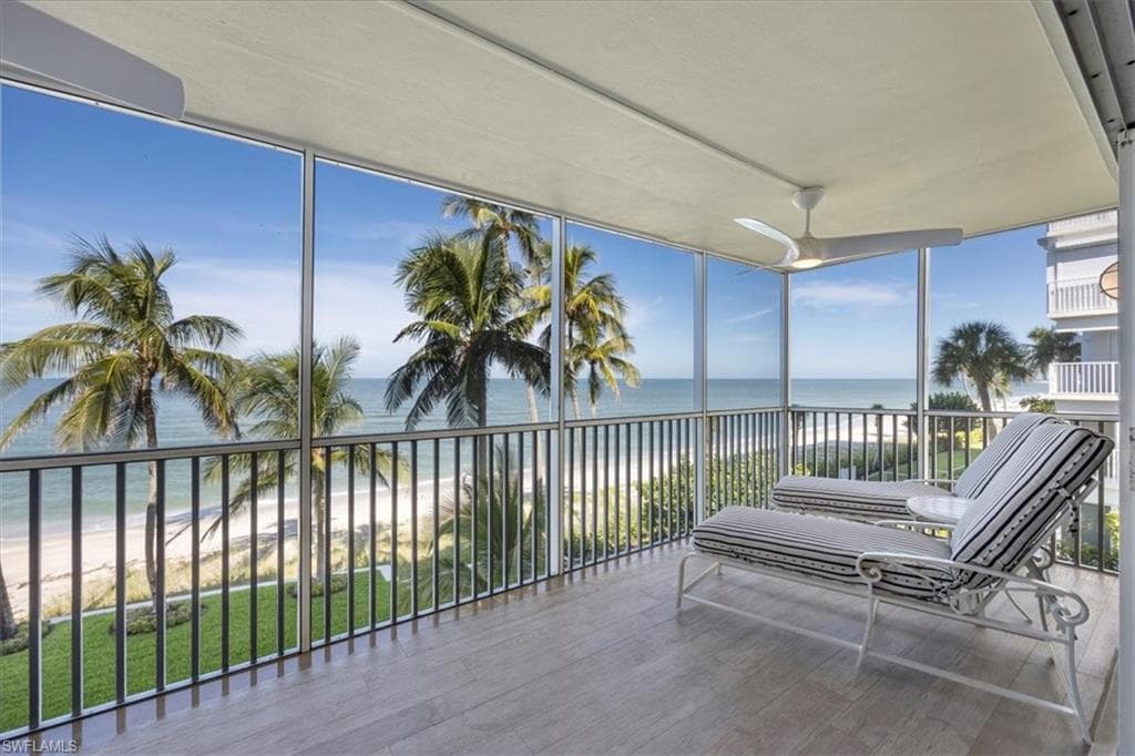 1275 Gulf Shore Blvd N 303, Naples, FL 34102-4