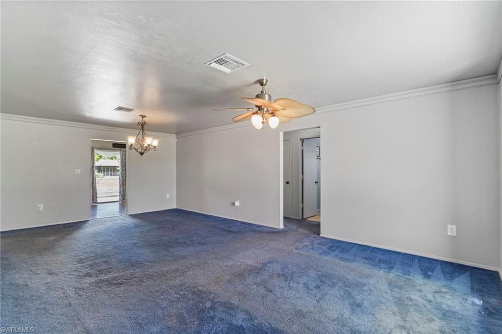 5017 28th Ave SW, Naples, FL 34116-8