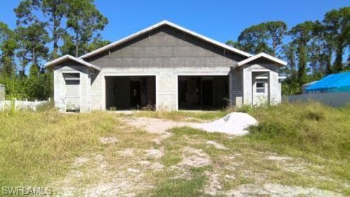5340/5342 30th St SW, Lehigh Acres, FL 33973-2