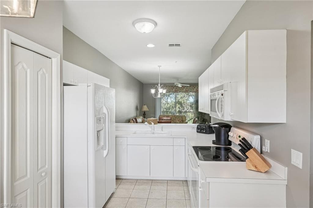 2700 Cypress Trace Cir 3134, Naples, FL 34119-11