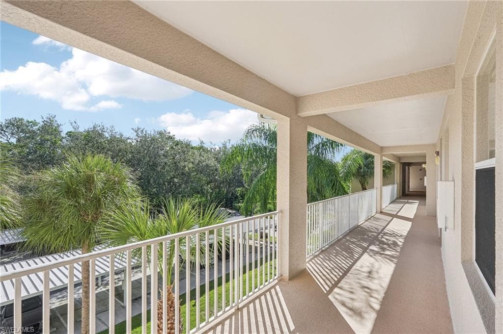 2700 Cypress Trace Cir 3134, Naples, FL 34119-24