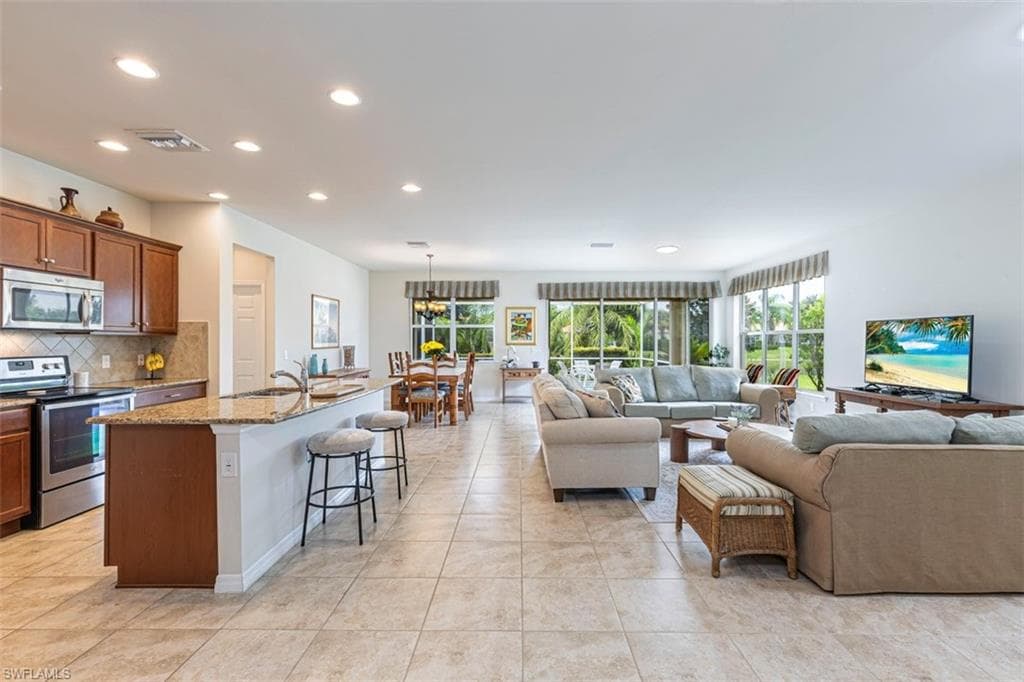 28062 Pisces Ln, Bonita Springs, FL 34135-5