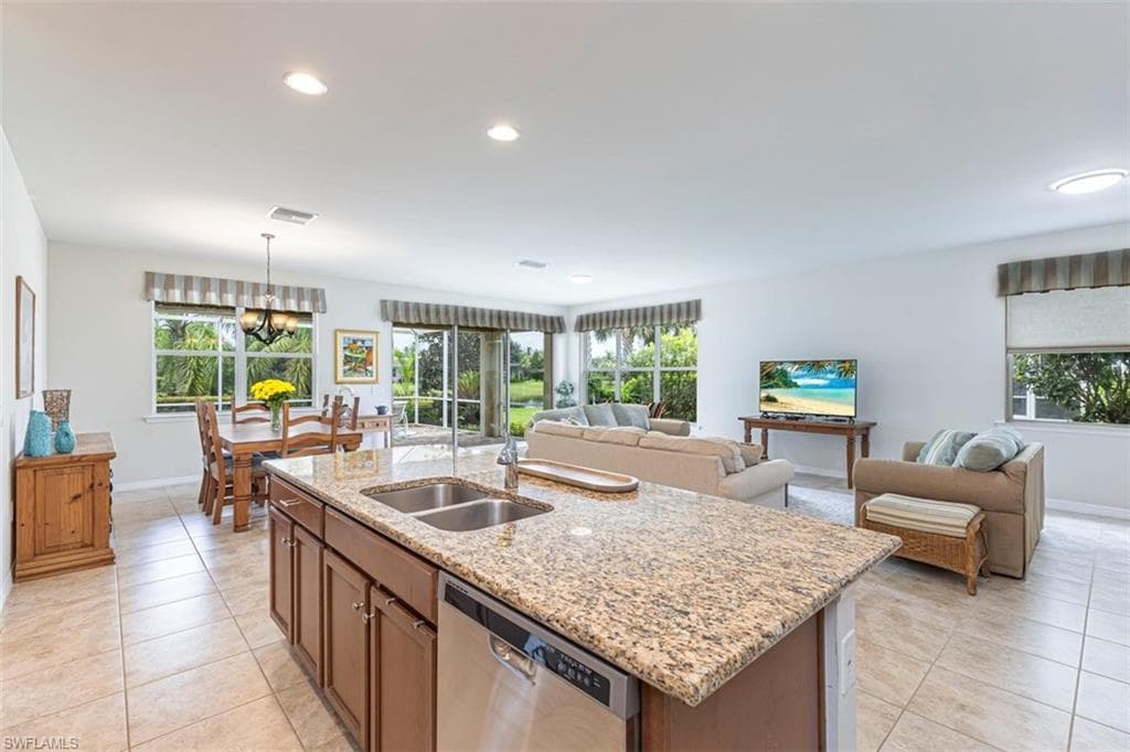 28062 Pisces Ln, Bonita Springs, FL 34135-6
