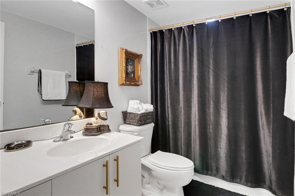 7835 Regal Heron Cir 204, Naples, FL 34104-9