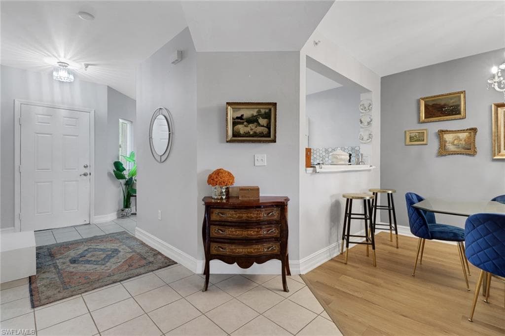 7835 Regal Heron Cir 204, Naples, FL 34104-24